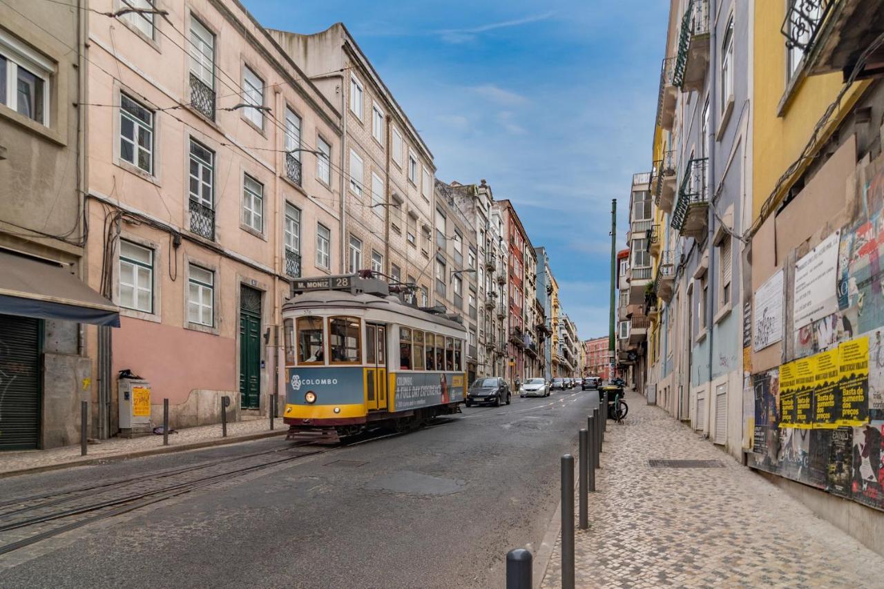Charming Tram 28 Apartment By Lovelystay Lisboa Extérieur photo